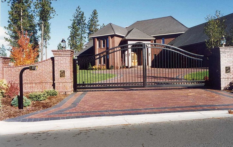 residential gate repair