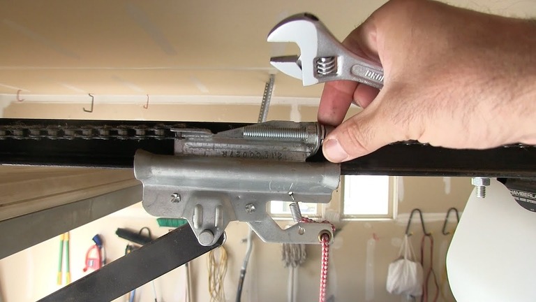 How to Tighten Chain on Garage Door - Quick Guide