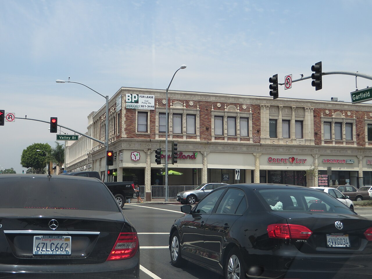 Street scene at Garfield Avenue and Valley Boulevard in Alhambra.