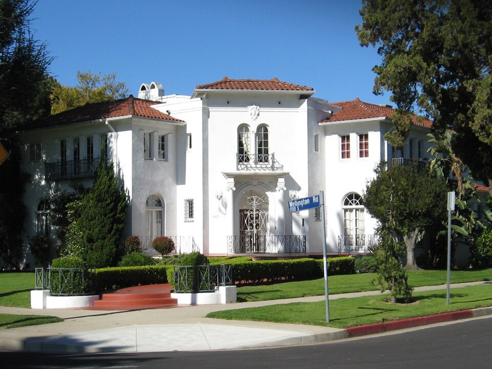 Residential architecture and landscaped front garden in Lafayette Square.